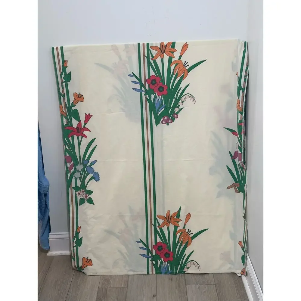 Vintage 1977 JP Stevens Flower Boquet Pattern Full Size Flat Sheet Cream Orange
